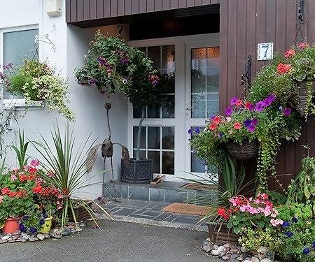 Guesthouse Topos セント・オーステル エクステリア 写真